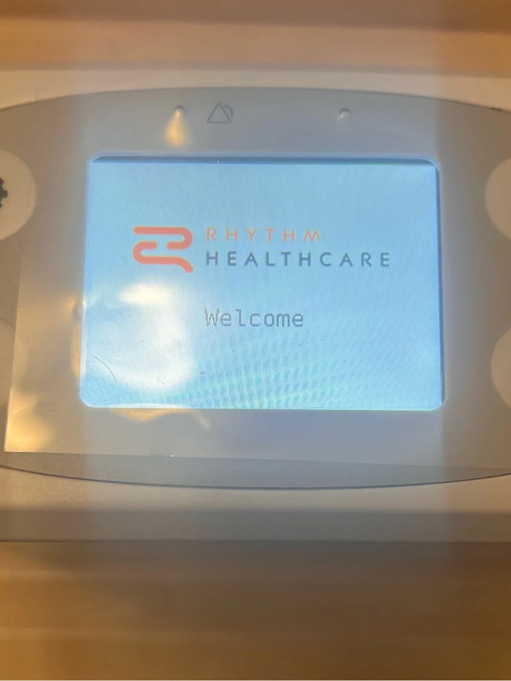 Portable concentrator Rhythm health P2 Comes